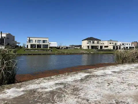 Lote en venta Puerto Barrio Riberas