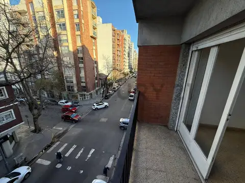 Bolivar 2700, Piso 3