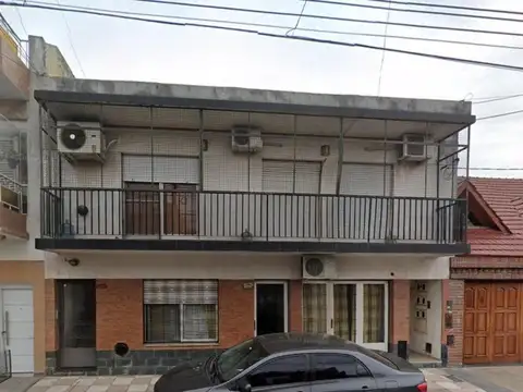 PH en venta - 2 Dormitorios 1 Baño - Ramos Mejía