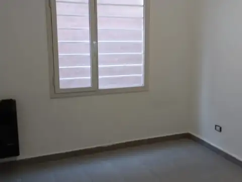 Departamento 4 ambientes con 1 baño