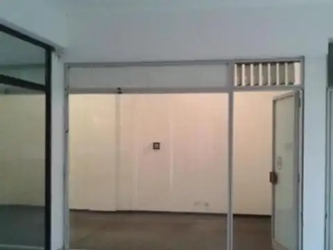 Local en Venta 25 años