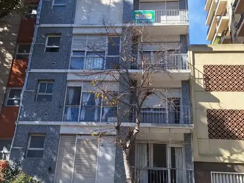 DEPARTAMENTO DE DOS AMBIENTES  A LA CALLE C/  IMPECABLE