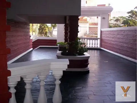 Avenida Costanera y 63