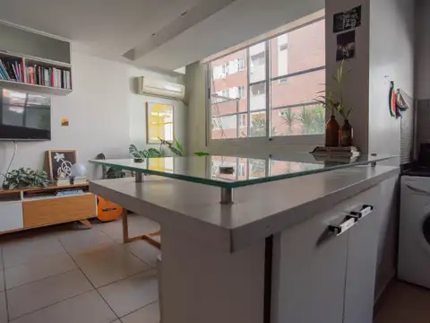 Departamento 3 ambientes en Belgrano reciclado y lleno de luz natural.