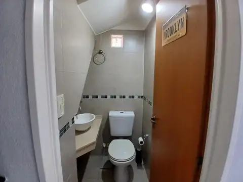 Triplex en compejo cerrado, con patio.