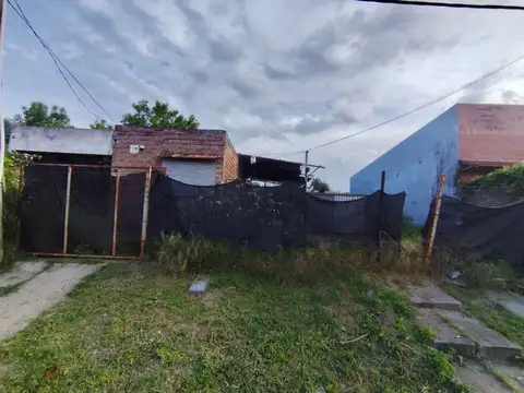 CASA EN VENTA CON POTENCIAL DE DESARROLlo