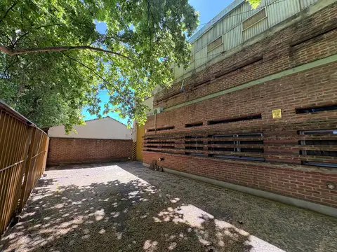 Galpon en Venta en Moron, USD 500.000