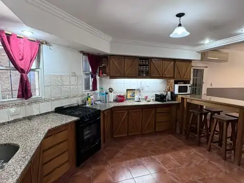 Bartolome Mitre 2051