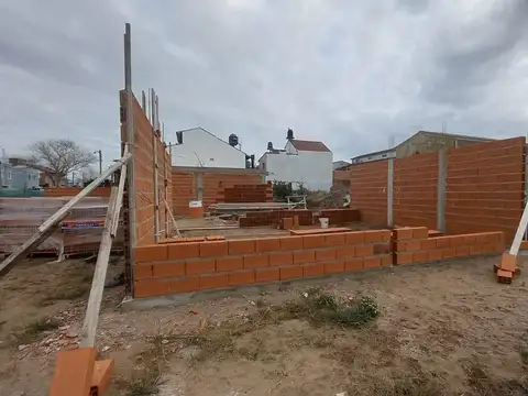 Casa en Venta en Mar del Tuyu, USD 55.000