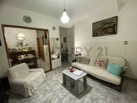 Venta  excelente PH a la calle con garage