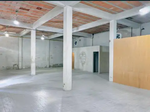 Galpon en Alquiler en Paso del Rey, $ 1.800.000