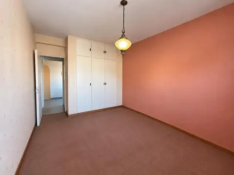 Departamento 5 ambientes con 2 baños