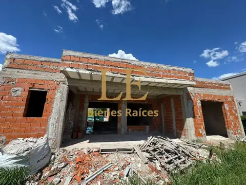 Casa en Venta en Haras Santa Maria, USD 170.000