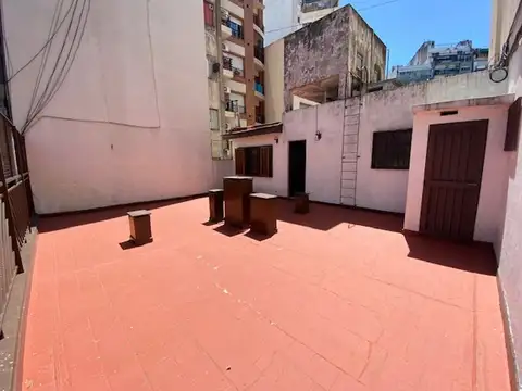 Depto Tipo Casa en Venta de 2 ambientes