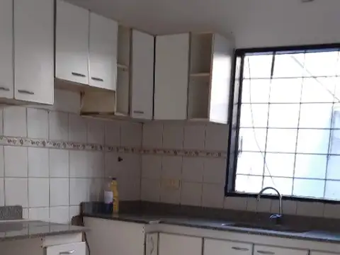 Departamento 4 ambientes con 1 baño