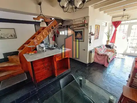 Vivienda multifamiliar | PH c/ dos deptos. |muy  luminoso