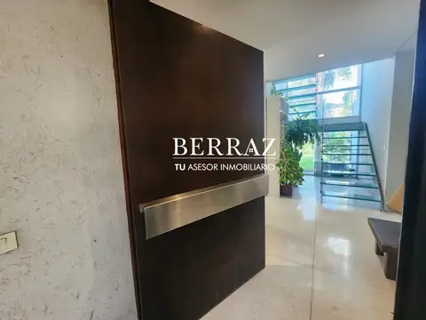 Casa Venta 5 Dormitorios Lote de 1724 m2 Barrio Villa Rosa Pilar