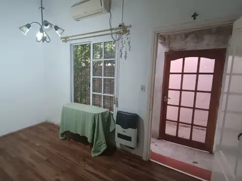 Depto Tipo Casa 4 ambientes con 1 baño