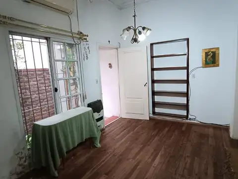 Depto Tipo Casa en Venta 46 años