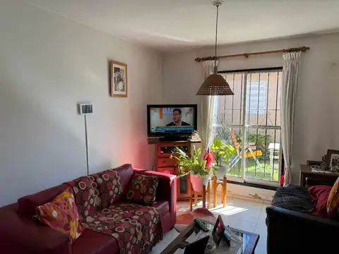 Venta Casa de 2 Dormitorios en Esquina MARQUES