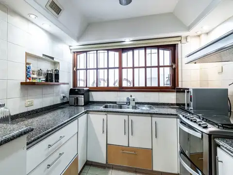 Casa en Venta en Villa del Parque, USD 390.000