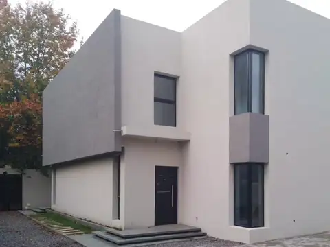 Depto Tipo Casa en Venta en Pilar, USD 140.000
