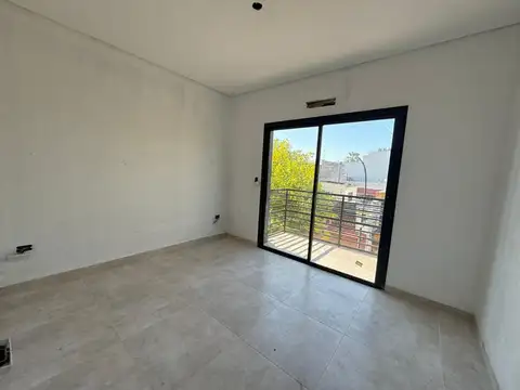 Departamento en Venta en Valentin Alsina, USD 50.000