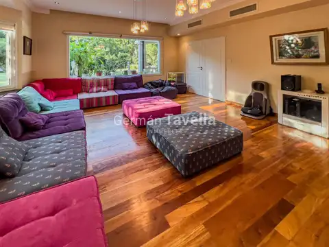 Casa en Venta en Barrio Parque Leloir, USD 1.115.000