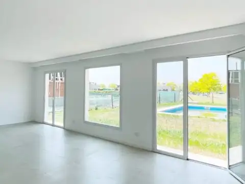 Casa en Venta en El Canton, USD 254.000