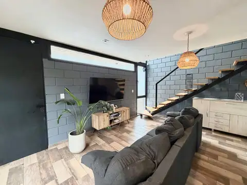 Casa 3 ambientes con 1 baño