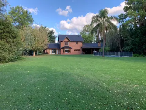 Hermosa  casa en  San Diego Country Club - Moreno