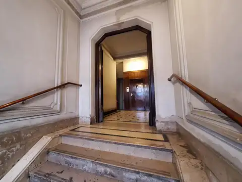 Venta Dto 4amb con Dependencia Estilo Frances