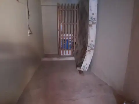 Local en Venta en Gonzalez Catan, USD 150.000