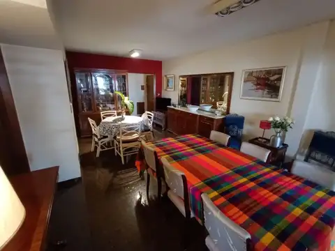 Departamento en Venta de 5 ambientes