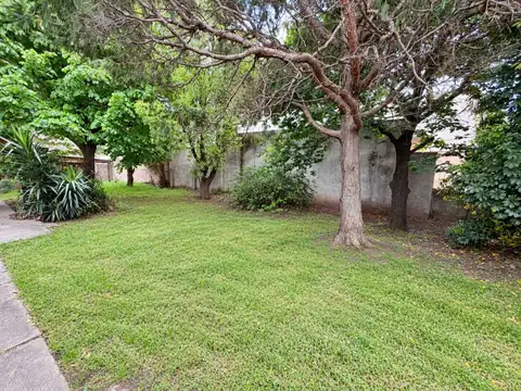 Terreno en Venta en Luis Guillon, USD 40.000