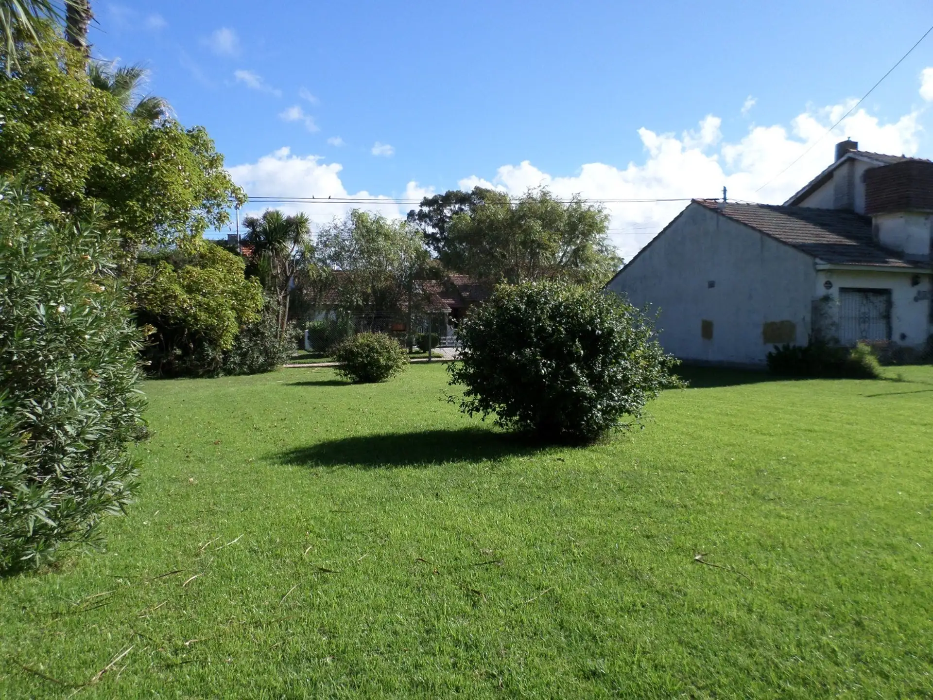 Terreno en venta de 600m² en esquina — Barrio Faro Punta Mogotes
