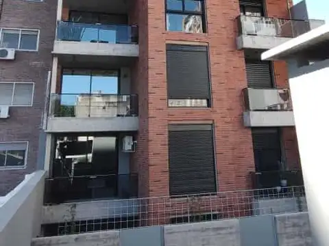 Alvear al 1200