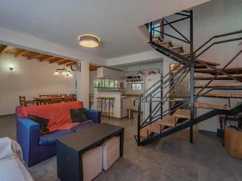 Casa en Venta con 1 cochera