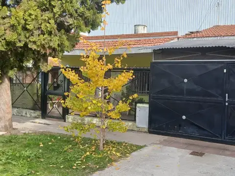 Impecable casa a pocos mts de R.197 y Colectora Panamericana