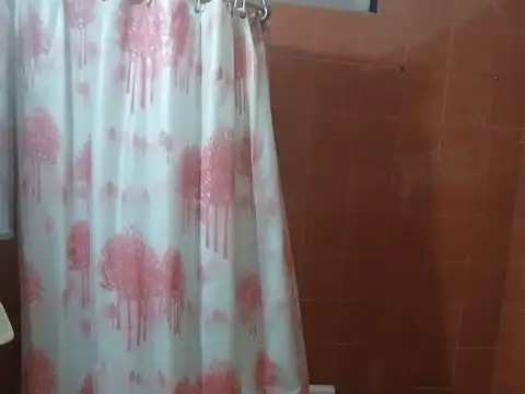 Impecable casa a pocos mts de R.197 y Colectora Panamericana