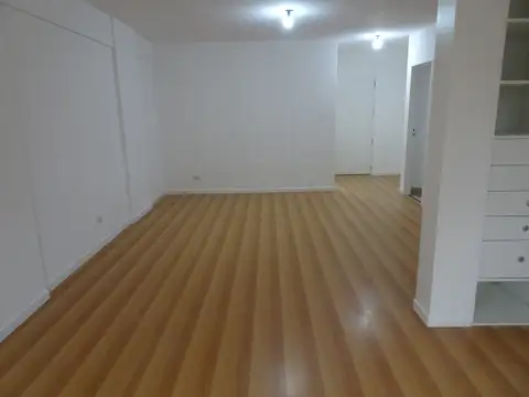 Departamento en Alquiler en San Isidro Centro, $ 900.000