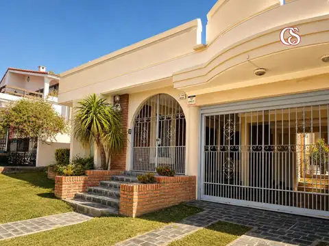 Casa en Alquiler en Barrio Grand Bourg, Salta
