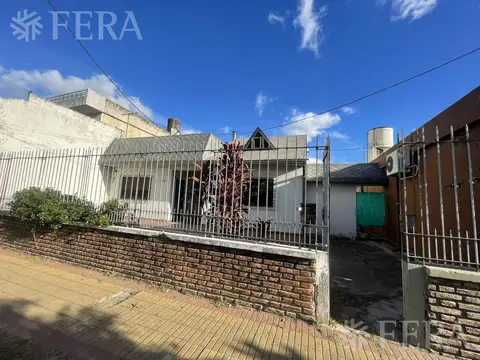 Venta PH 3 ambientes con jardín en Villa Dominico