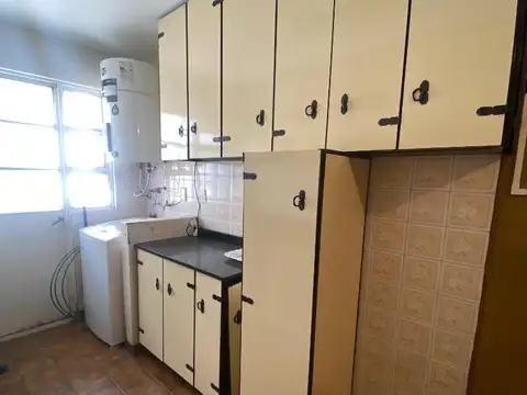 Departamento en Venta en Villa del Parque, USD 150.000