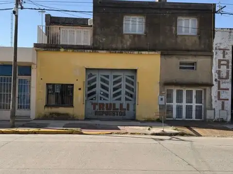 REMAX/VENDE/CASA/3DORM/PH/SERVICIOS/APTA CREDITO