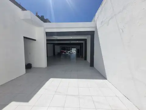 Local en Alquiler en Villa Real, USD 3.000