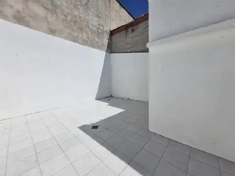 Local en Alquiler Via Púb.