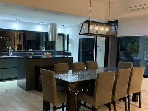 Casa en venta en  La Primavera Golf Carlos Keen Luján