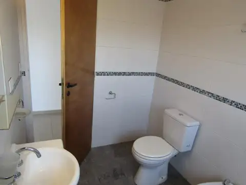 Departamento en Alquiler en Monte Grande, $ 650.000