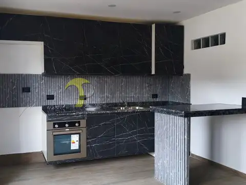 Departamento en Alquiler con 1 cocheras